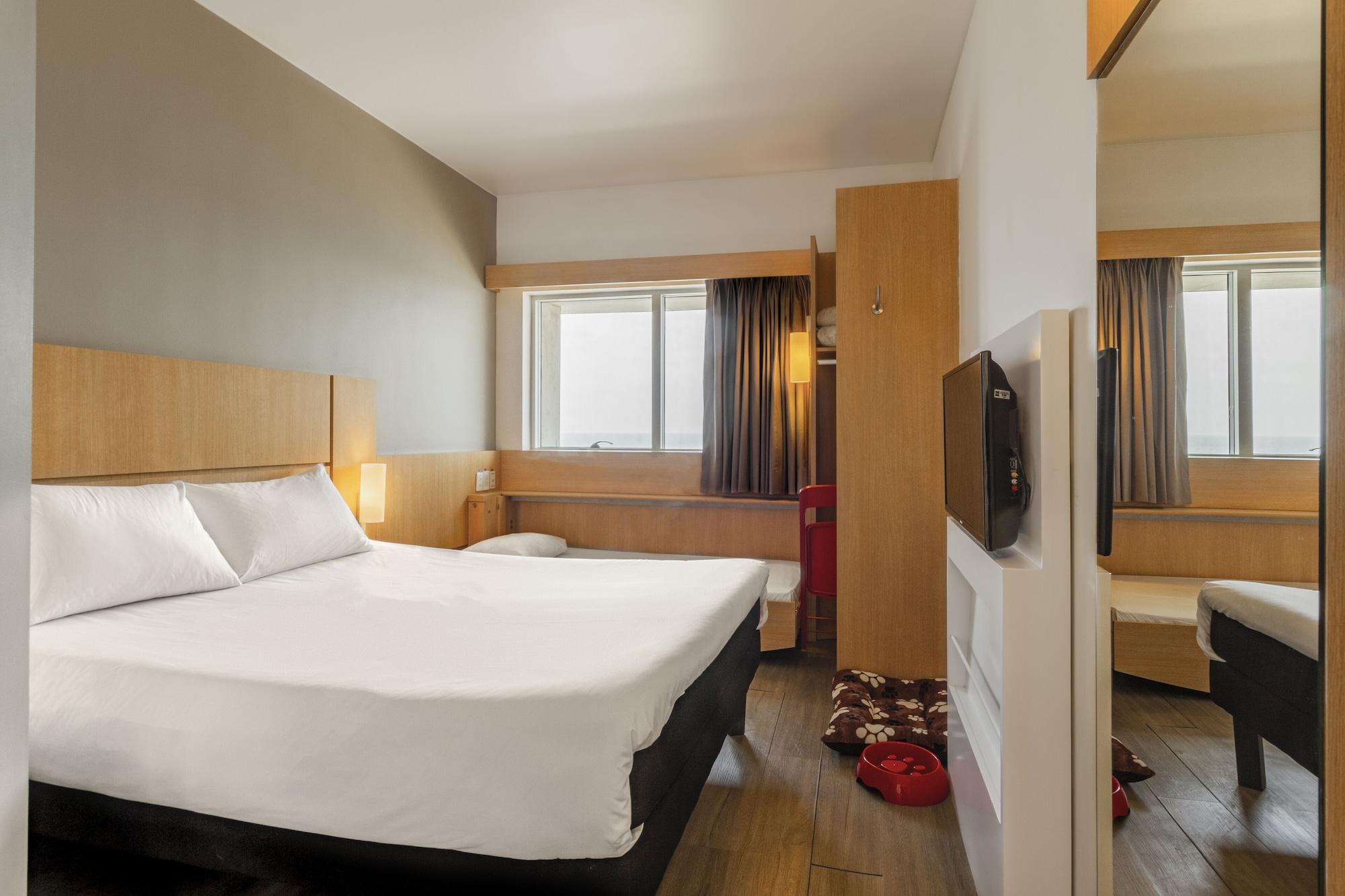 Готель Ibis Cartagena Marbella Екстер'єр фото