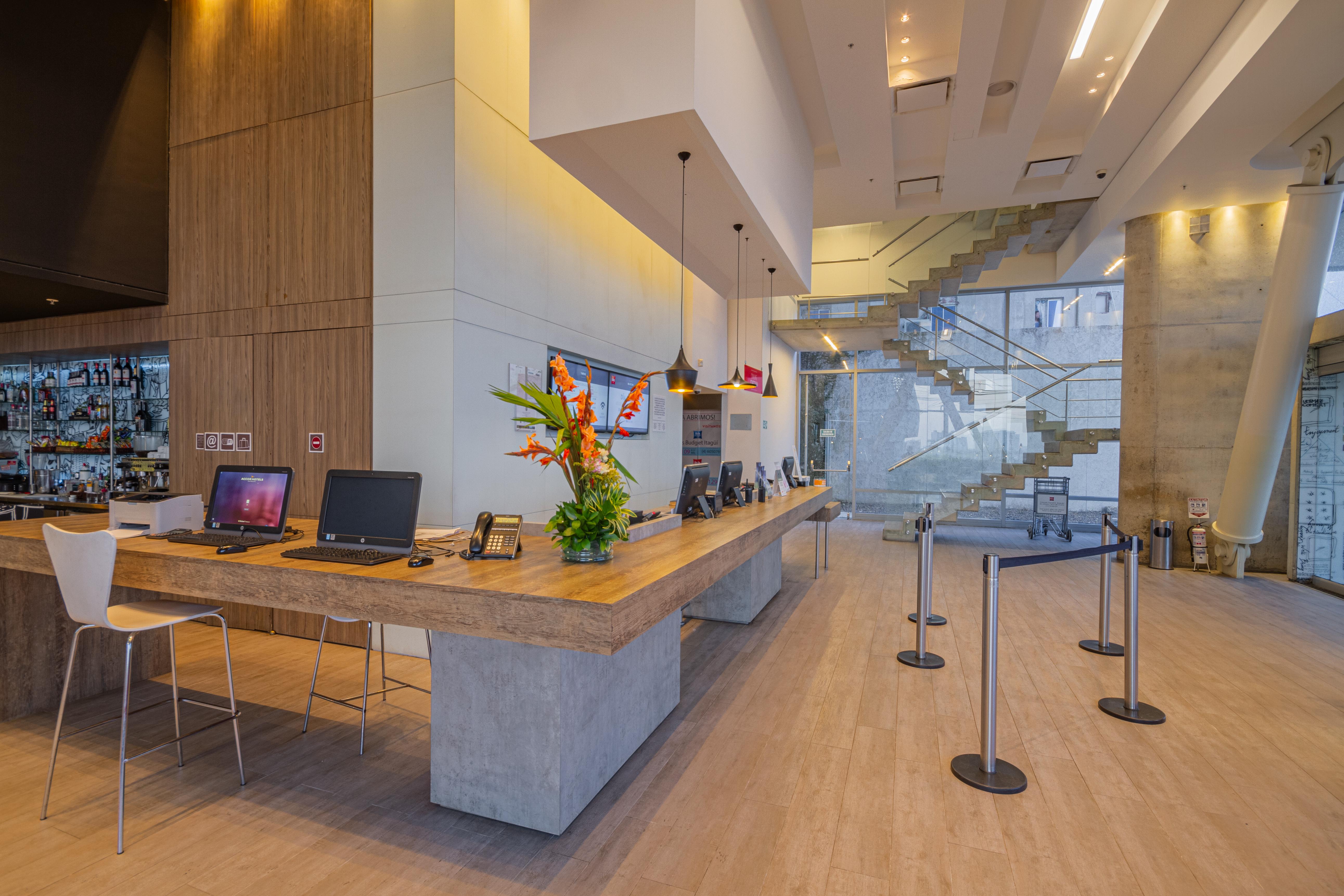 Готель Ibis Cartagena Marbella Екстер'єр фото