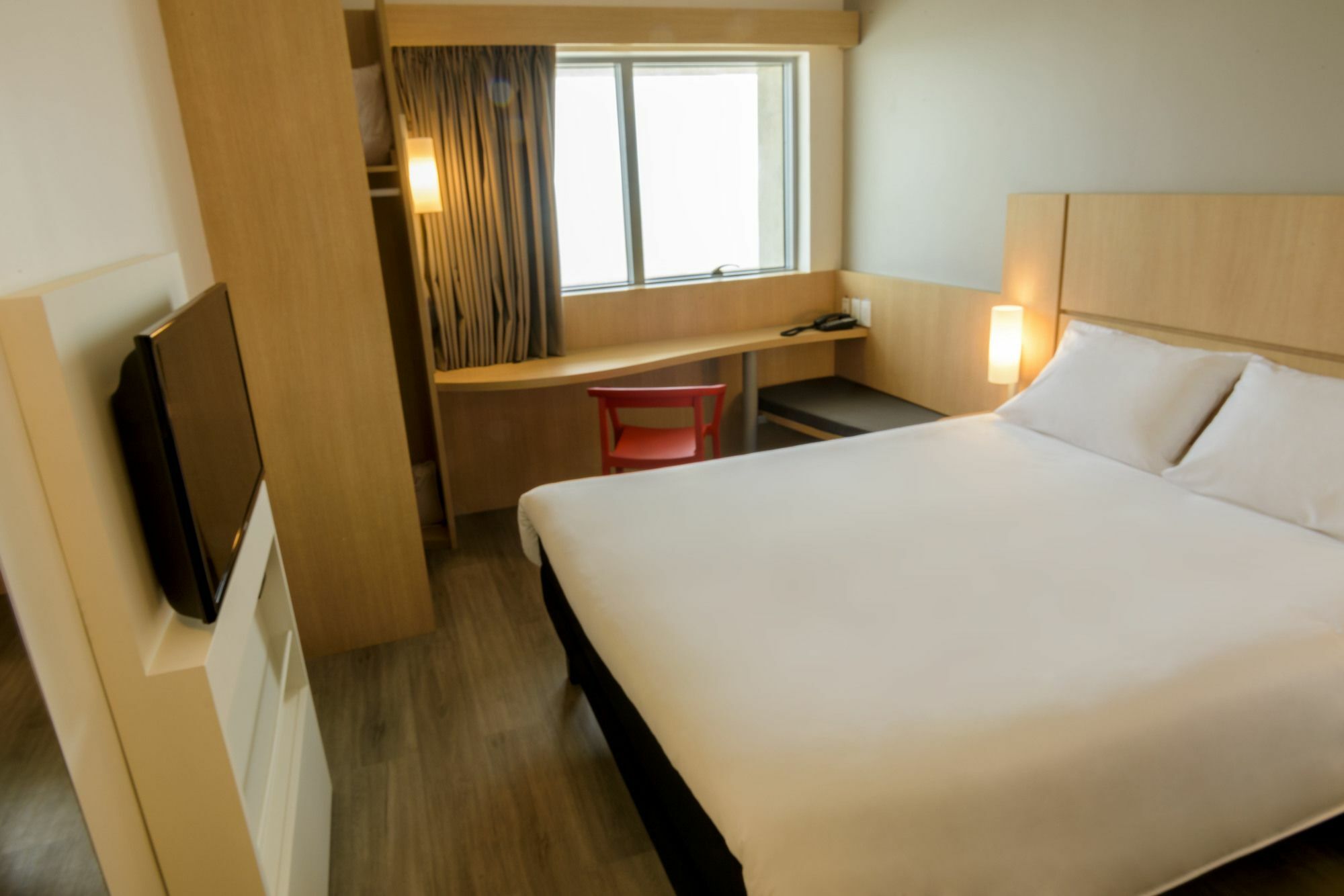 Готель Ibis Cartagena Marbella Екстер'єр фото